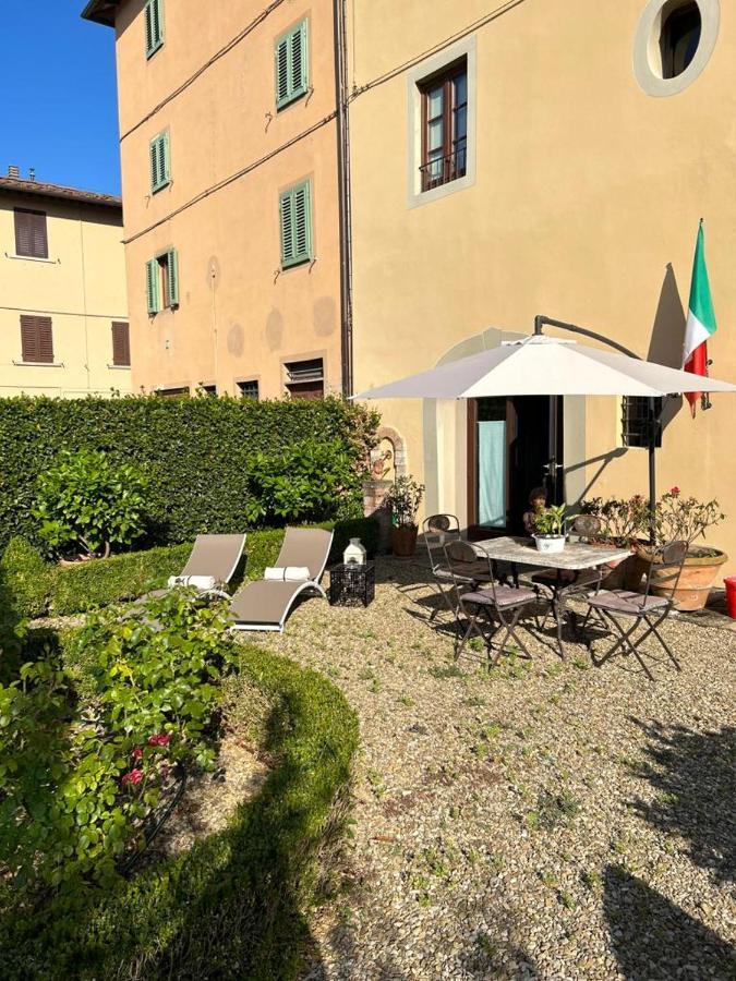 Borgo Di Beppe E Gloria Suite ซาน จิโอวานนิ วาลดาร์โน ภายนอก รูปภาพ
