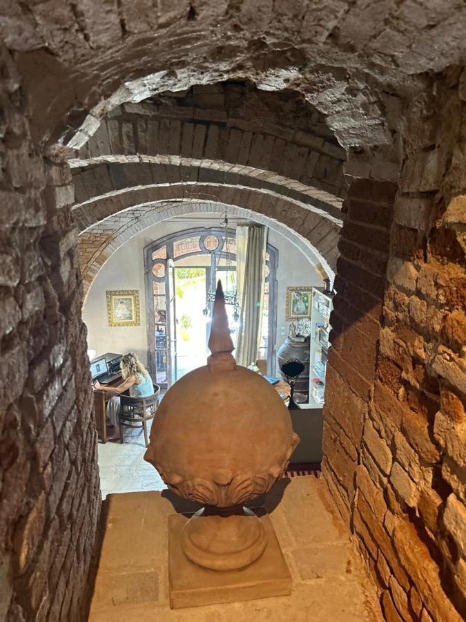 Borgo Di Beppe E Gloria Suite ซาน จิโอวานนิ วาลดาร์โน ภายนอก รูปภาพ