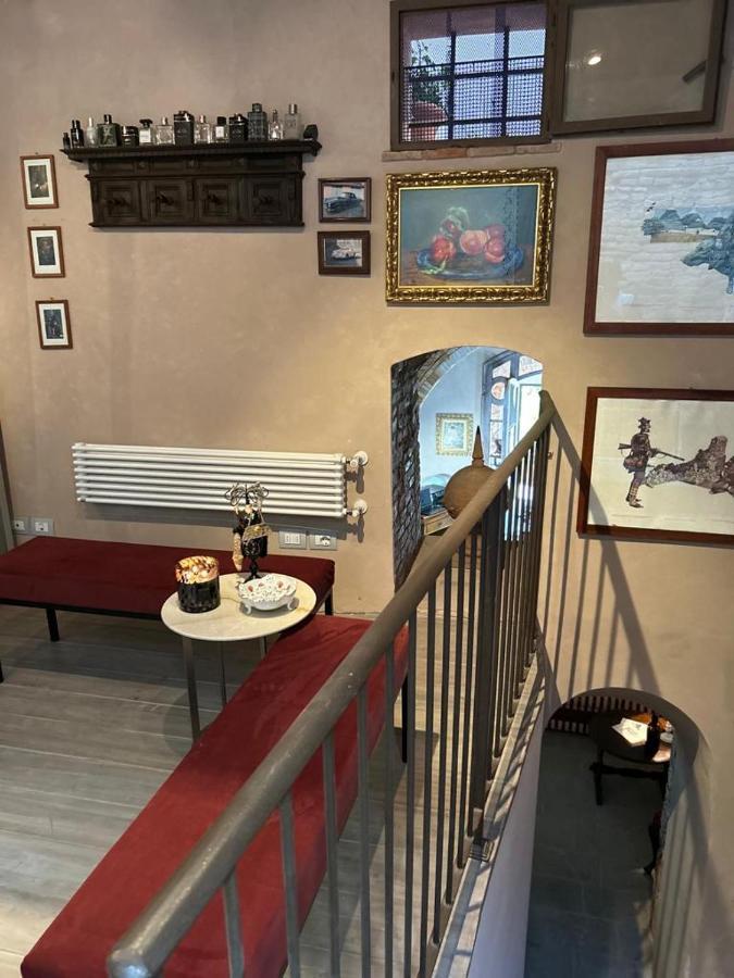 Borgo Di Beppe E Gloria Suite ซาน จิโอวานนิ วาลดาร์โน ภายนอก รูปภาพ