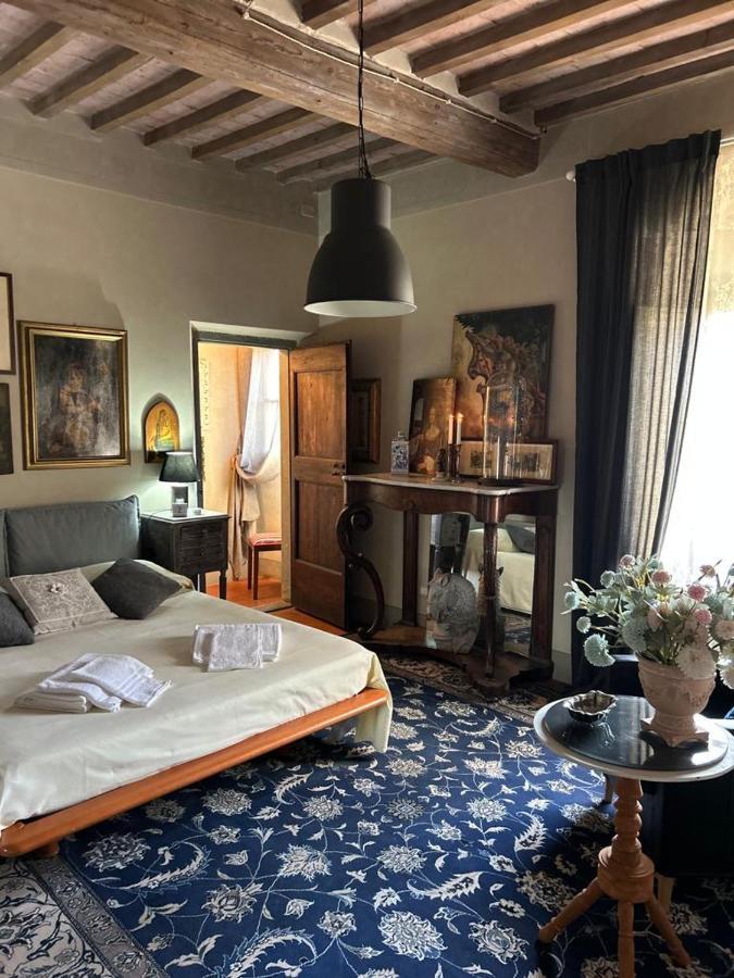 Borgo Di Beppe E Gloria Suite ซาน จิโอวานนิ วาลดาร์โน ภายนอก รูปภาพ