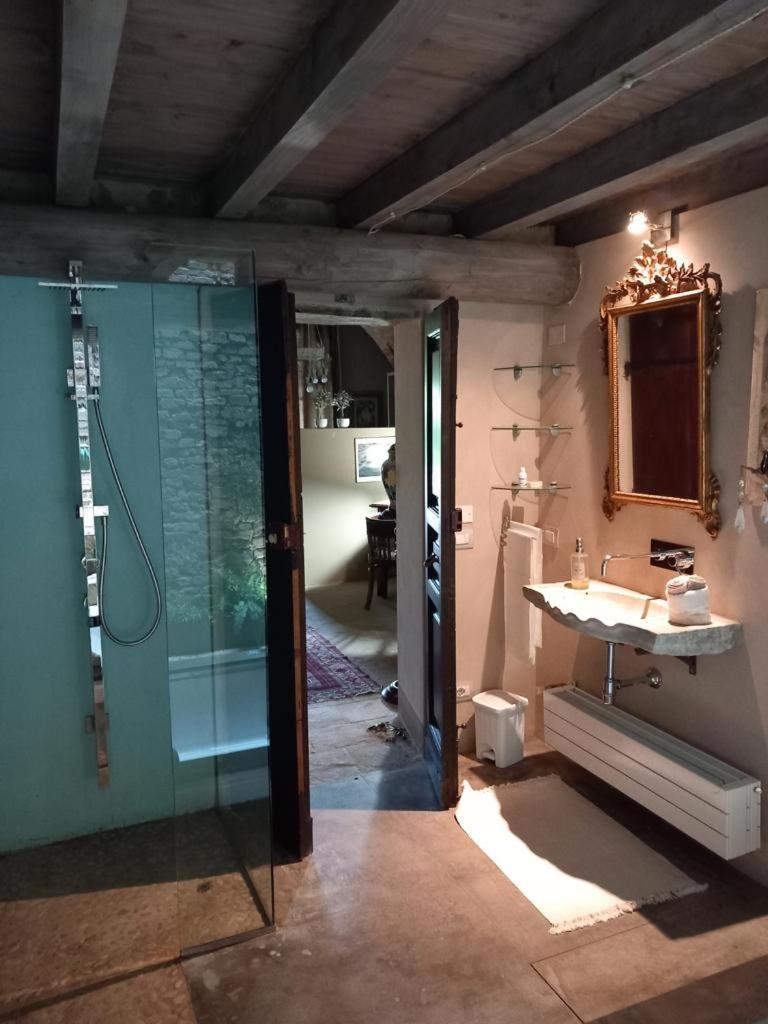 Borgo Di Beppe E Gloria Suite ซาน จิโอวานนิ วาลดาร์โน ภายนอก รูปภาพ