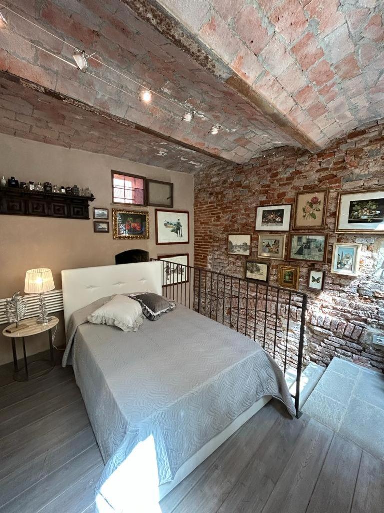 Borgo Di Beppe E Gloria Suite ซาน จิโอวานนิ วาลดาร์โน ภายนอก รูปภาพ