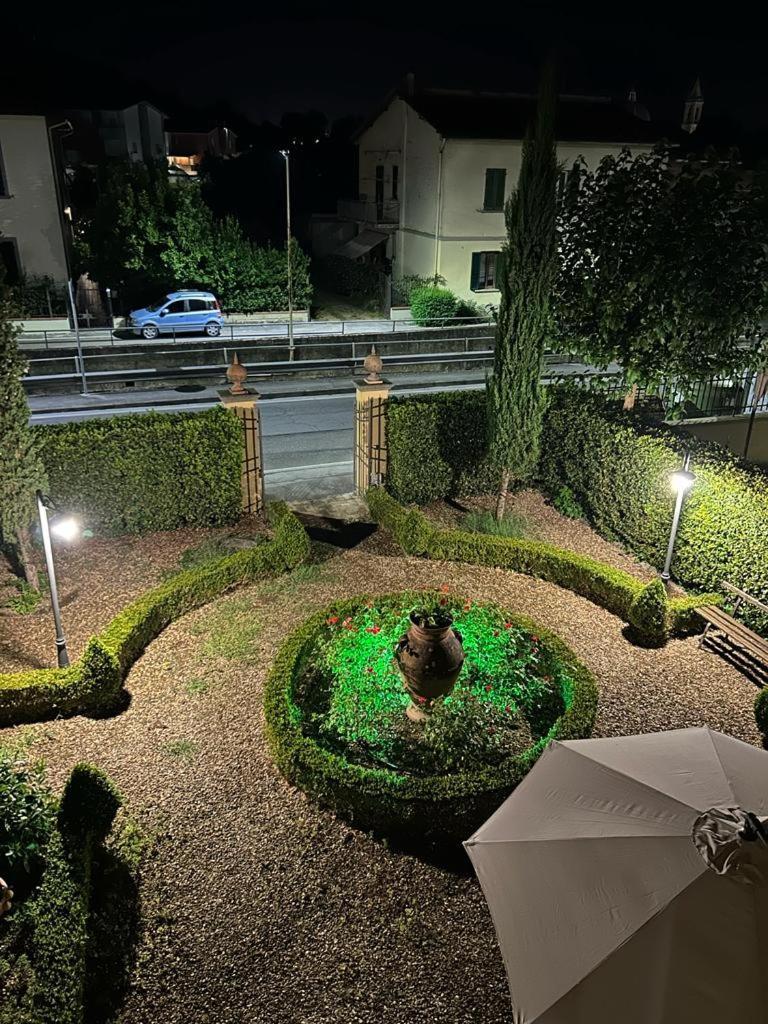 Borgo Di Beppe E Gloria Suite ซาน จิโอวานนิ วาลดาร์โน ภายนอก รูปภาพ