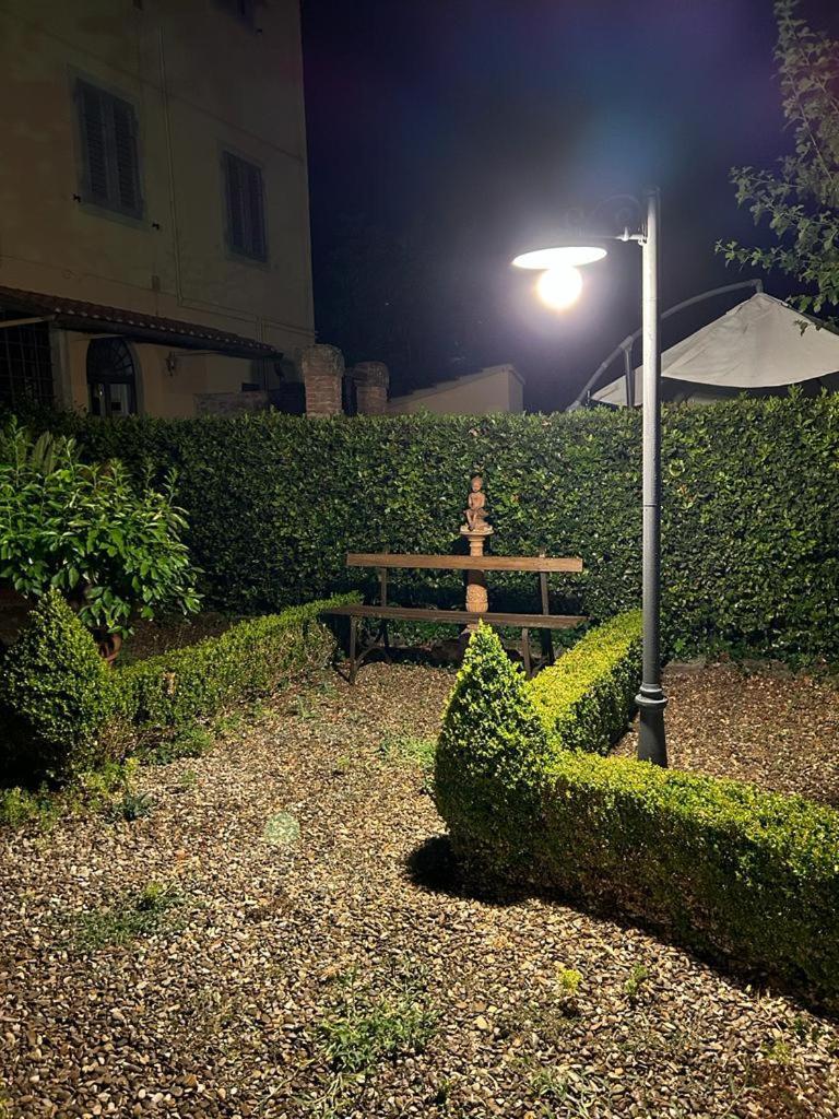 Borgo Di Beppe E Gloria Suite ซาน จิโอวานนิ วาลดาร์โน ภายนอก รูปภาพ