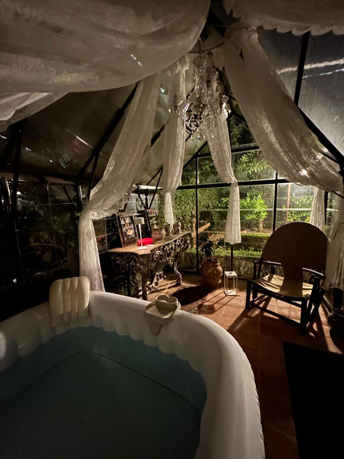 Borgo Di Beppe E Gloria Suite ซาน จิโอวานนิ วาลดาร์โน ภายนอก รูปภาพ